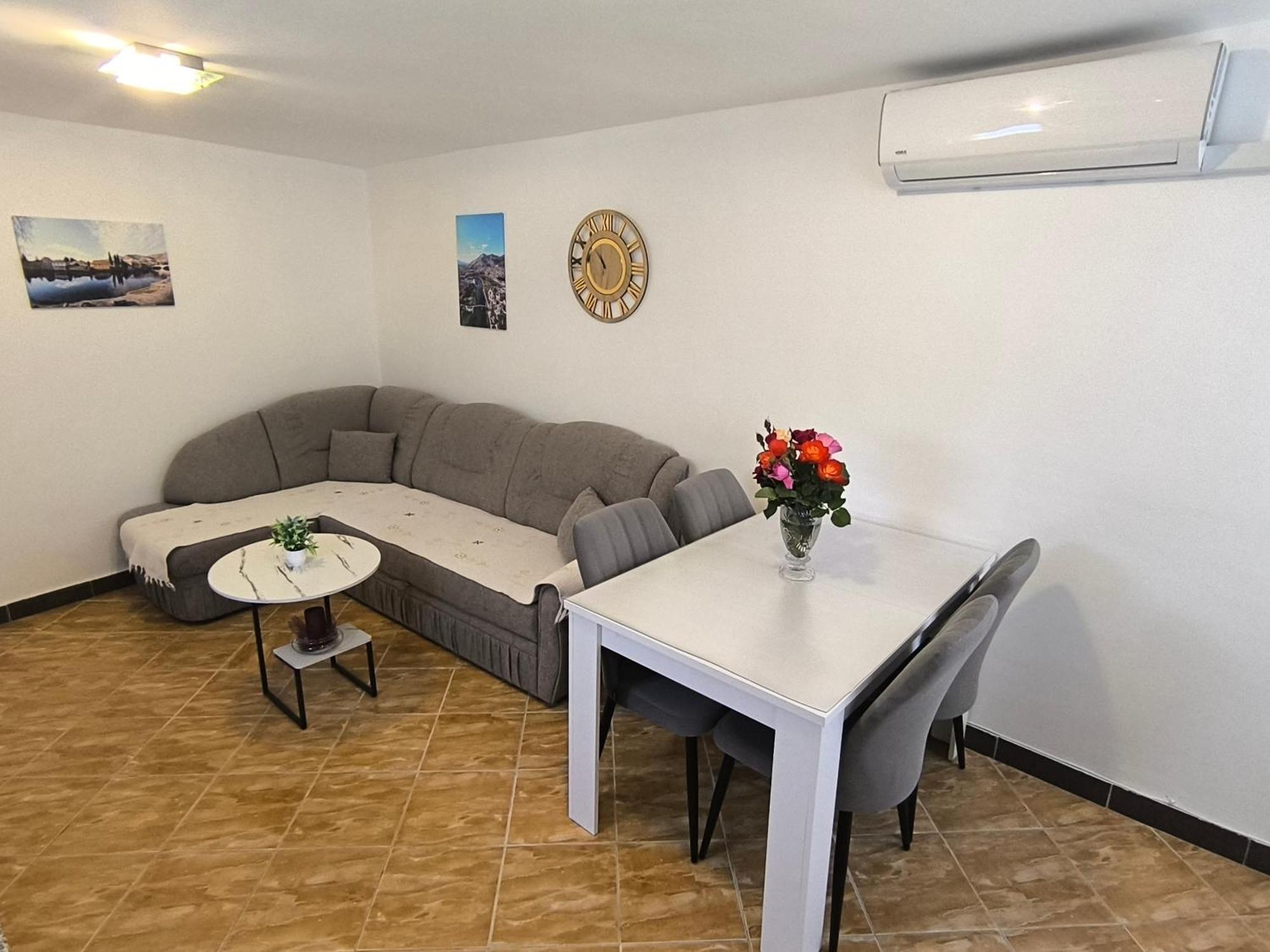 Apartman Vukalovic Trebinje Eksteriør bilde